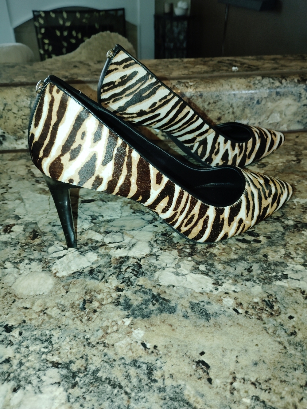 Michael Kors Zebra-Print Pointed Stiletto Heels in Black and Brown 8 Calf Hair - Picture 7 of 13